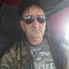 Виталя