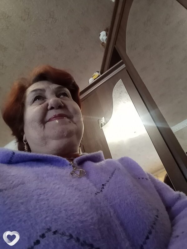 Ева