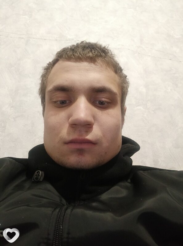 Артём