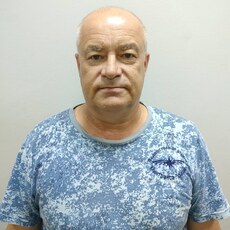 Лёва