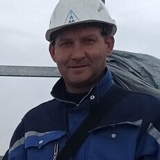 Артём