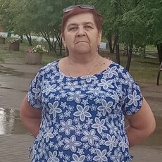 Оля