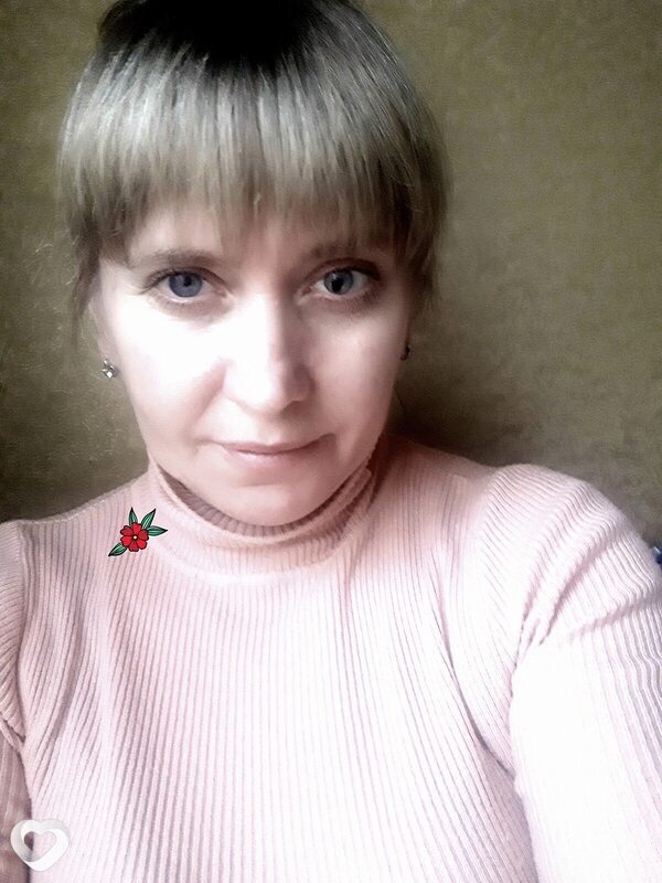 Оля