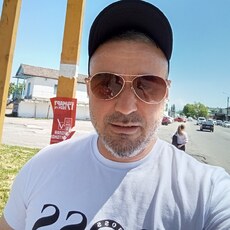 Виктор