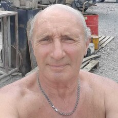 Платон