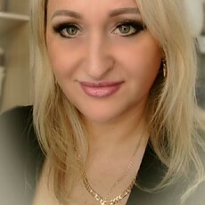 Полина