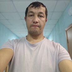 Артём