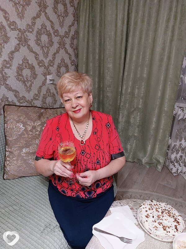 Надя