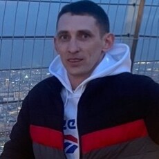 Артём
