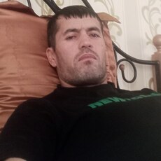 Артём