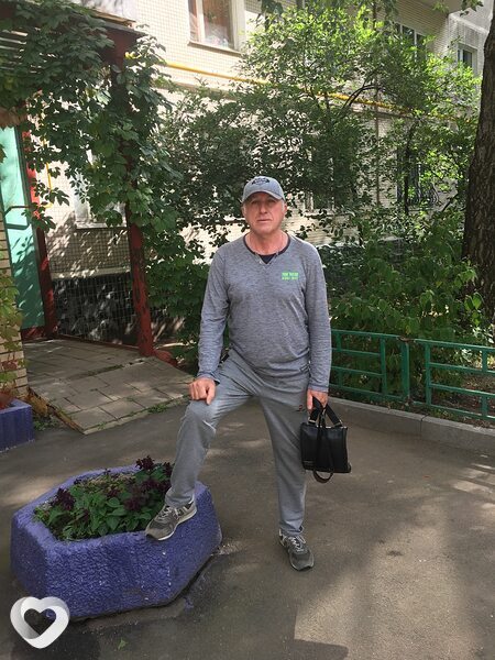 Толя