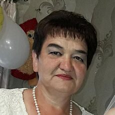 Валя