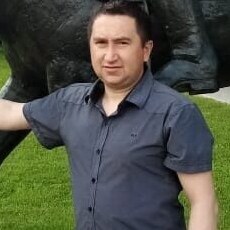 Валя