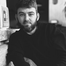 Валя