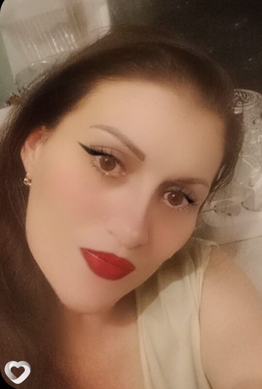Мила