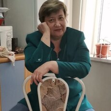 Валя