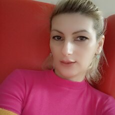 Полина