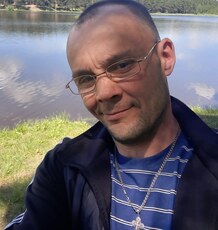 Артём