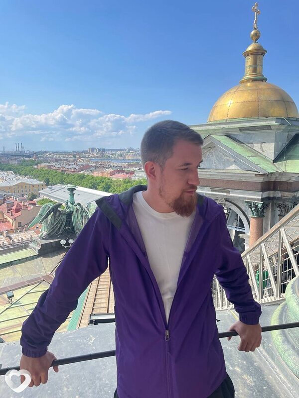Виктор