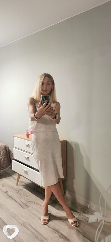 Ева