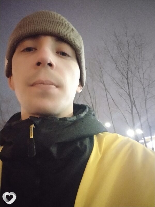 Толя