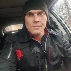 Артём