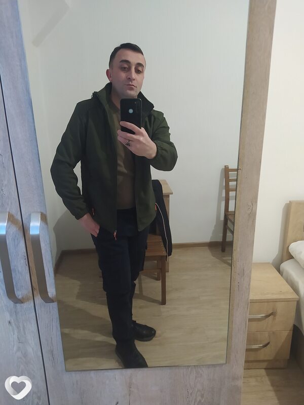 Толя
