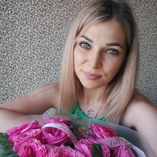 Оля