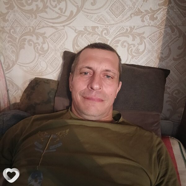 Артём