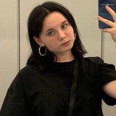 Оля