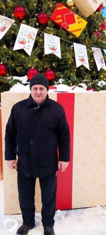 Толя