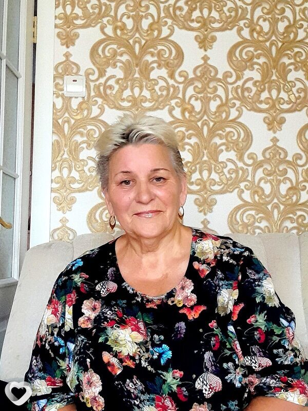Полина