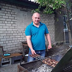 Толя